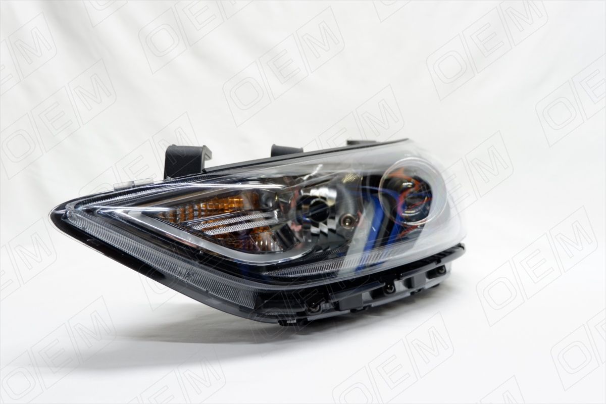 Фара левая Hyundai Elantra oem0010fl O.E.M.