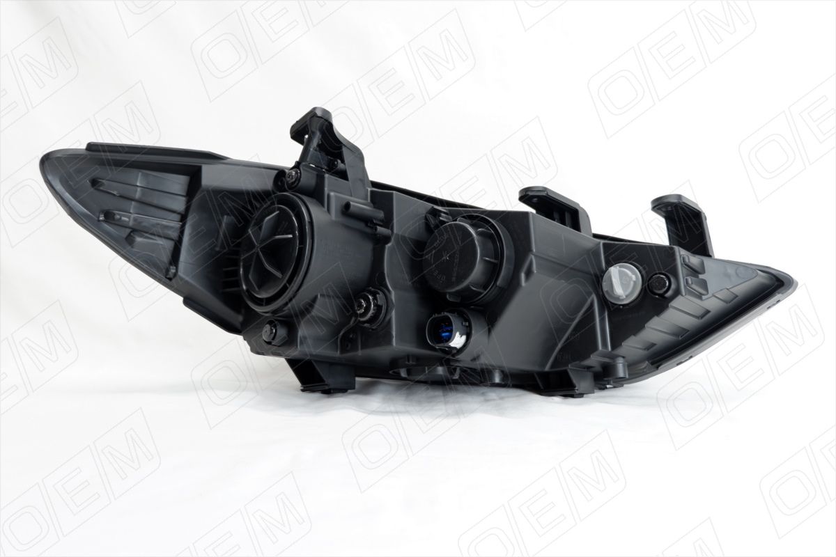 Фара левая Hyundai Elantra oem0010fl O.E.M.