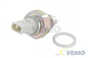 Выключатель, фара заднего хода V70-73-0003 Vemo