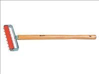 Валик для гипсокартона, 150 мм, игольчатый, деревянная ручка 500 мм// MTX 87901 Matrix