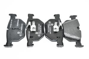 Колодки тормозные задние дисковые к-кт для BMW X6 F16/F86 2014> LP2068 Delphi