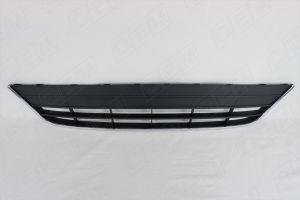 Решетка в бампер нижняя volkswagen tiguan с хром накладкой oem3711 O.E.M.