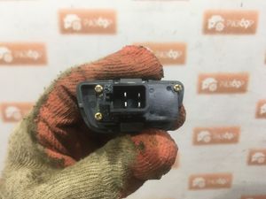 Б/у  T11-8112070ND датчик света Chery Tiggo 2014 T11 SQRE4G16    Датчик солнечного света\n\nУ нас ес BU3A97895 Б/У запчасти
