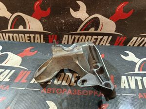 Б/у  4B0199351B Кронштейн опоры двигателя Audi A6 C5 1999 Avant ACK   Лев. Маркировка двигателя: ACK by4b18049 Б/У запчасти