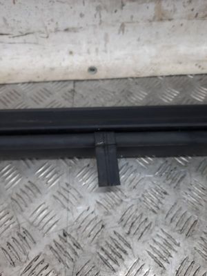 Б/у  64910CA010A0 Шторка (полка) багажника Toyota Avensis 2 (T250) (2003-2010) 2009 bu6ap2375108 Б/У запчасти