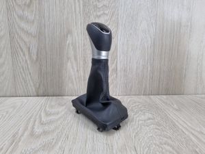 Б/у  46720F0100VCS Ручка АКПП Hyundai Solaris  2     Ручка акпп Hyundai Solaris 2 (б/у) by6j30919 Б/У запчасти