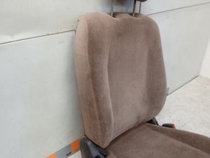 Б/у  8510154G00FJ4 Сиденье переднее правое Suzuki Liana 2001  1.6, R16A    Сузуки Лиана by7c266379 Б/У запчасти