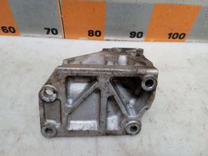 Б/у  11232AF801 Кронштейн двигателя Infiniti FX35 2007 S50 3.5, VQ35DE   Прав. Инфинити FX35 S50 by7c350288 Б/У запчасти