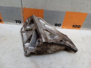 Б/у  11232AF801 Кронштейн двигателя Infiniti FX35 2007 S50 3.5, VQ35DE   Прав. Инфинити FX35 S50 by7c350288 Б/У запчасти