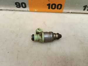 Б/у  25182453 Форсунка топливная Daewoo Nexia 2010 N150 1.6, F16D3 by7c374296 Б/У запчасти