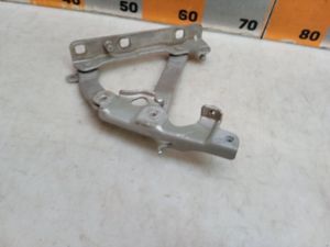 Б/у  A2208800128 Петля капота Mercedes-Benz S-Class 2002 W220 3,7   Лев. by7c375186 Б/У запчасти