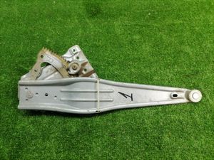 Б/у  6983002090 Механизм стеклоподъемника TOYOTA COROLLA 2006 E120 СЕДАН 3ZZ-FE  Задн. Прав. by4a23524 Б/У запчасти