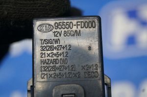 Б/У 95550FD000 Реле поворотов Kia RIO 1 2000-2005 DC      Реле поворотов bu5a51242 Б/У запчасти