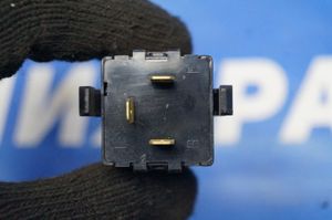 Б/У 95550FD000 Реле поворотов Kia RIO 1 2000-2005 DC      Реле поворотов bu5a51242 Б/У запчасти