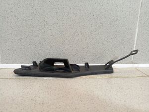 Б/у  A2048851124 Заглушка буксировочного крюка Mercedes-Benz GLK-Class  X204     ПОСЛЕ 2011 ПЕРЕДНЕГ bu4a100729 Б/У запчасти