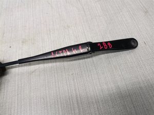 Б/у  13111220 Поводок дворника Opel Astra 2012 седан Z16XER   Прав. bu1a53620 Б/У запчасти