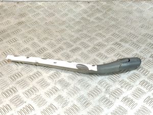 Б/у  Поводок стеклоочистителя заднего CHEVROLET Lacetti J200 F16D3 by6lyt0128265 Б/У запчасти
