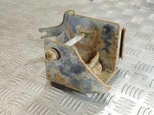 Б/у  Кронштейн задней балки NISSAN Tiida C11 HR16DE by6lyt0068696 Б/У запчасти