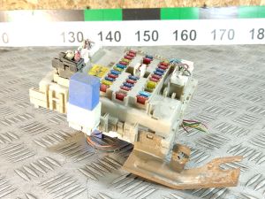 Б/у  Блок предохранителей салонный NISSAN Almera N16 QG15DE by6lyt0127061 Б/У запчасти