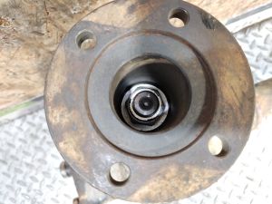 Б/у  Редуктор переднего моста SSANG YONG Kyron  D20DT by6lyt0110418 Б/У запчасти