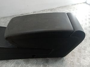 Б/у  3C2 863 243 H 1QB Консоль Volkswagen Passat (B6) 2005-2010 АКПП ЦЕНТРАЛЬНАЯ, В СБОРЕ КАК НА ФОТ by8j0000183735 Б/У запчасти