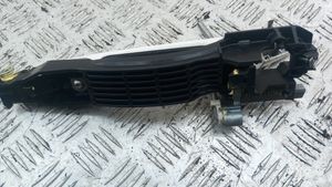 Б/у  KD535941XE64 Ручка двери задней наружная левая Mazda  Ручка наружная задней левой  двери, нижня by8j0000192540 Б/У запчасти