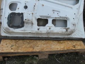 Б/у  2110-6100014 Дверь передняя правая Лада 2110  2005 1,5 1,5 МКПП Артикул: 8954143 OEM: 211006100 by5k8954143 Б/У запчасти