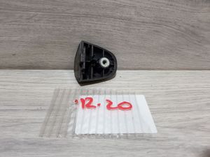 Б/у   6922760120 Накладка ручки наружной для Toyota Land Cruiser 200 2008- BY1A190909 Б/У запчасти