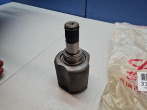 Б/у   A21XLB3AF2203050C Шрус внутренний передний для Chery Fora A21 2006-2010 by1a339895 Б/У запчасти