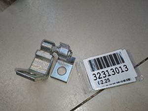 Б/у   7N0831402B Петля двери правая для Volkswagen Polo 2009-2015 by1a344458 Б/У запчасти