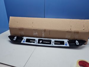 Б/у   848101807R Накладка двери багажника для Renault Duster 2021- by1a348619 Б/У запчасти