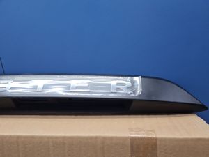 Б/у   848101807R Накладка двери багажника для Renault Duster 2021- by1a348619 Б/У запчасти