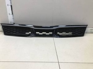 Б/у  86352H0900 Решетка радиатора Kia Rio X-Line 2017> Оригинал. Царапины. Отсутствуют 4 крепления. by8g873092 Б/У запчасти