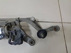 Б/у  2880095F0C Трапеция стеклоочистителей Nissan Almera Classic (B10) 2006-2013 Оригинал. 5 пин. Де by8g875087 Б/У запчасти