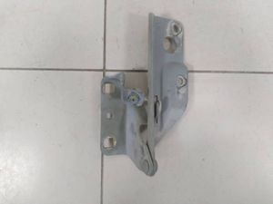 Б/у  6540195F0A Петля капота левая Nissan Almera Classic (B10) 2006-2013 ОРИГИНАЛ.Деталь демонтирова BY8G506868 Б/У запчасти
