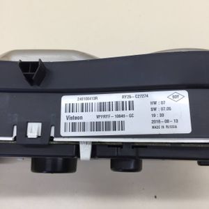 Б/у  248100413R Панель приборов Renault Logan Logan 2 2014> Оригинал. АКПП. Потертости.  внутренний by1h591636 Б/У запчасти