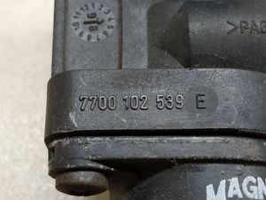 Б/у  8200211431 Клапан холостого хода (регулятор) Renault Laguna 1 (1993-2000) 1999  5МКПП bu6ap766993 Б/У запчасти