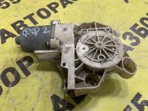 Б/у  4M5T14A389 Моторчик стеклоподъемника передний L Ford Focus 2    Артикул: 22069 by3l22069 Б/У запчасти