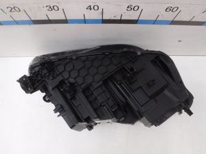 Б/у  Фара левая  BMW X5 G05 2018-
OEM 63117933339
Лазерная
Оригинал, б/у, в отличном состоянии by5h688758 Б/У запчасти