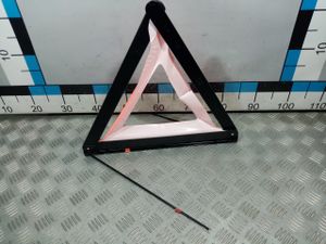 Б/у  A1718900097  Знак аварийной остановки Mercedes         (Состояние: Отличное) by5c00606978 Б/У запчасти